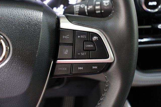 used 2024 Toyota Highlander car, priced at $44,562