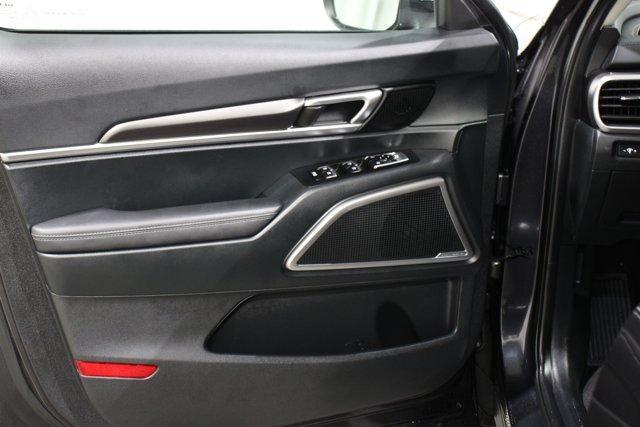 used 2025 Kia Telluride car, priced at $39,798