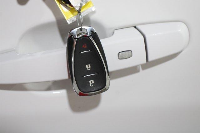 used 2021 Chevrolet Equinox car, priced at $19,998