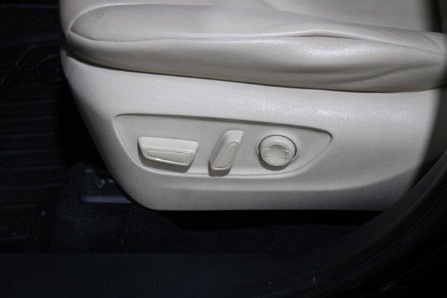 used 2021 Toyota Highlander car, priced at $28,898