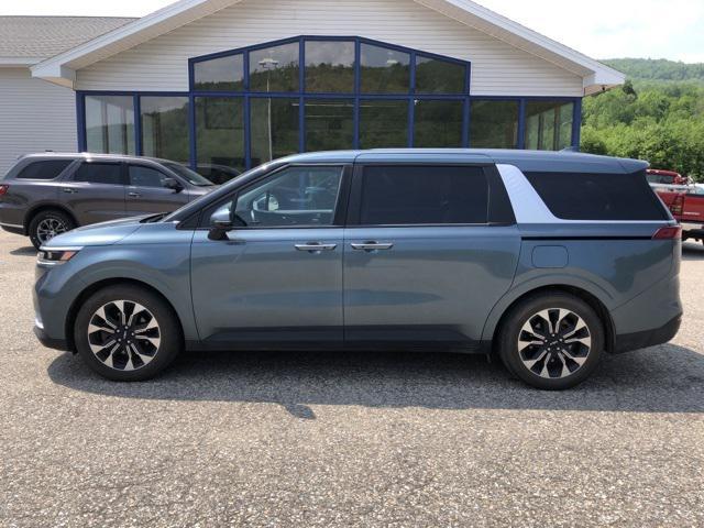 used 2023 Kia Carnival car, priced at $31,325