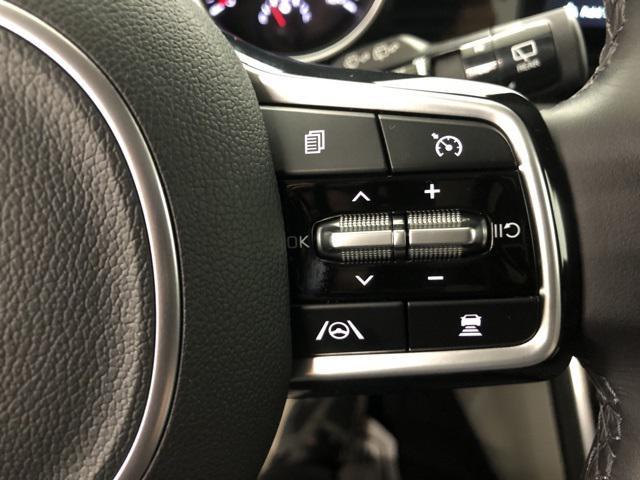 used 2023 Kia Carnival car, priced at $30,109