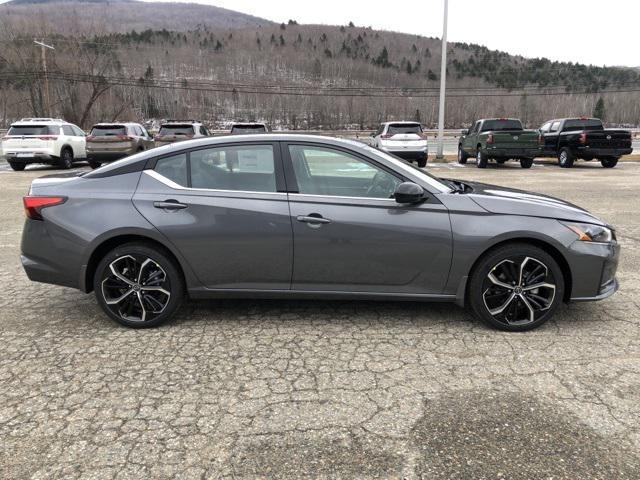 new 2025 Nissan Altima car, priced at $32,285