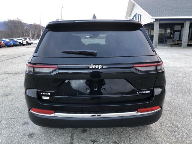 new 2025 Jeep Grand Cherokee car, priced at $42,175