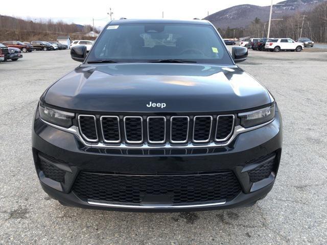 new 2025 Jeep Grand Cherokee car, priced at $42,175