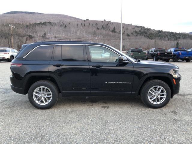 new 2025 Jeep Grand Cherokee car, priced at $42,175