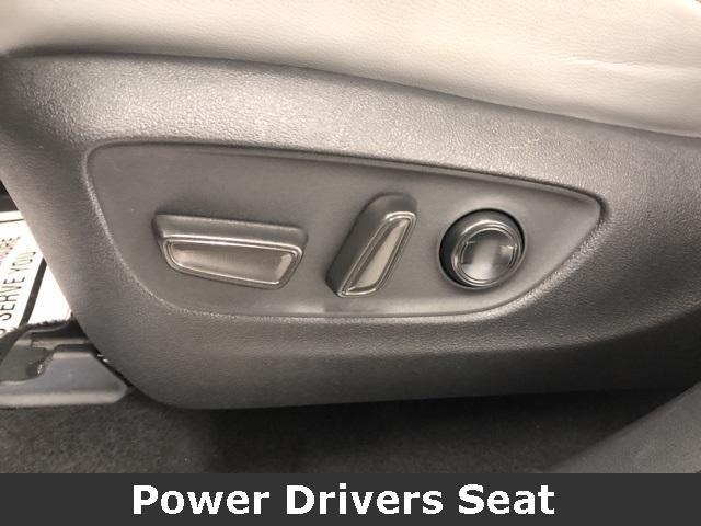 used 2022 Toyota Highlander Hybrid car, priced at $38,725