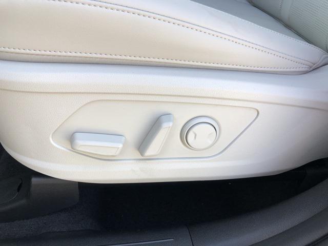 new 2025 Kia Sorento car, priced at $38,655