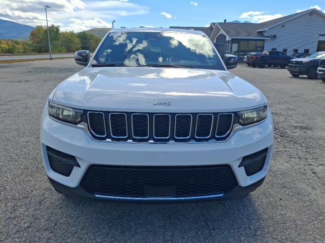 new 2025 Jeep Grand Cherokee car, priced at $39,890