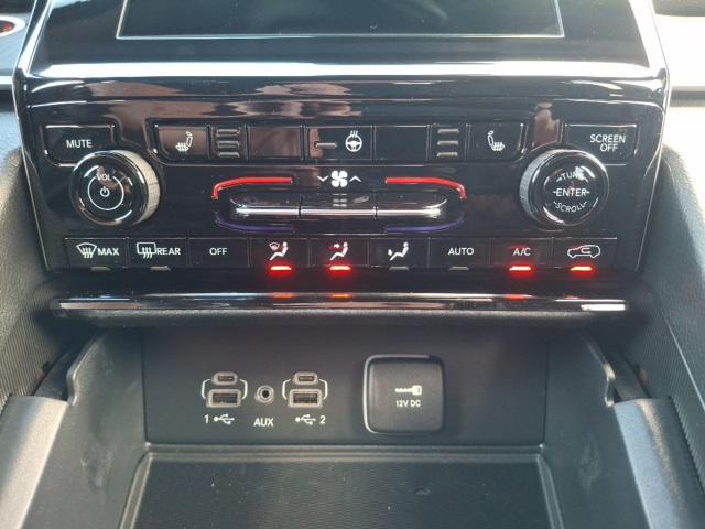 new 2025 Jeep Grand Cherokee car, priced at $39,890