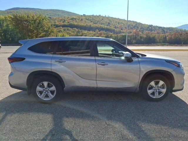 used 2024 Toyota Highlander car, priced at $39,207