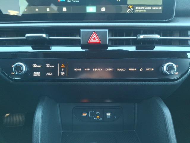 new 2026 Kia Sportage car, priced at $34,024