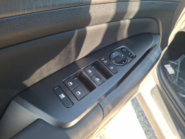 new 2026 Kia Sportage car, priced at $34,024