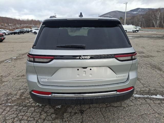 new 2025 Jeep Grand Cherokee car, priced at $42,051