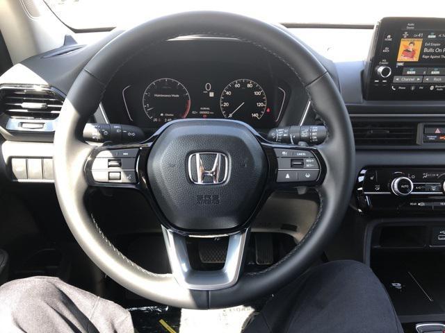 new 2025 Honda Pilot car, priced at $47,050