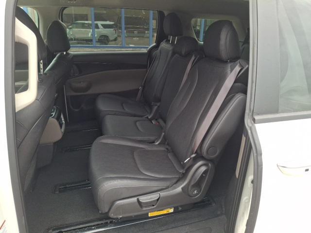 used 2025 Kia Carnival car, priced at $36,500