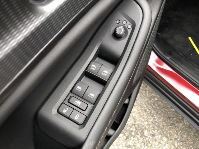 new 2025 Jeep Grand Cherokee car, priced at $40,426