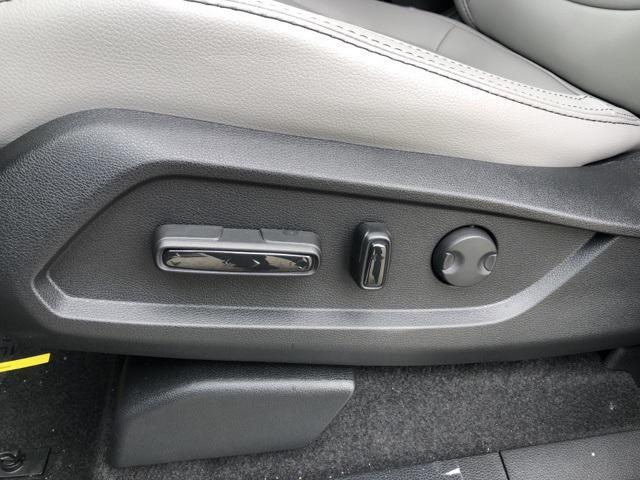 new 2025 Honda Pilot car, priced at $47,050
