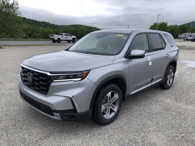 new 2025 Honda Pilot car, priced at $47,050