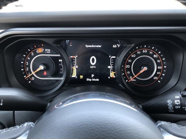 new 2025 Jeep Wrangler car, priced at $46,867