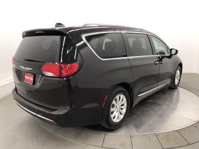 used 2018 Chrysler Pacifica car, priced at $15,011