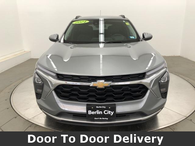 used 2024 Chevrolet Trax car, priced at $22,549
