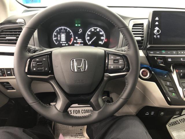 used 2025 Honda Odyssey car, priced at $44,071