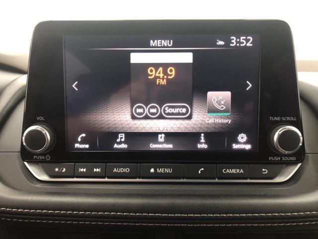 used 2022 Nissan Rogue car, priced at $26,146