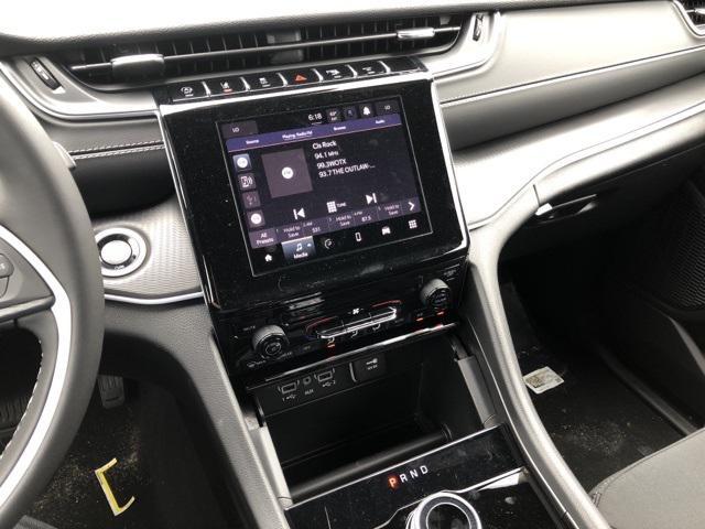 new 2025 Jeep Grand Cherokee car, priced at $43,170