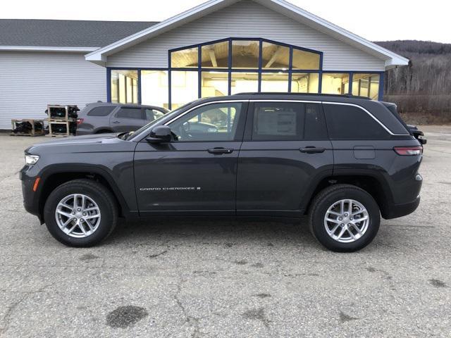 new 2024 Jeep Grand Cherokee car, priced at $39,175