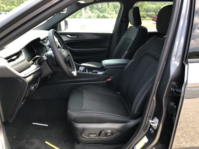 new 2025 Jeep Grand Cherokee L car, priced at $46,915