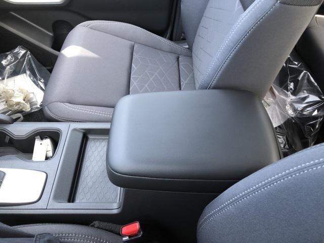 new 2025 Nissan Frontier car, priced at $40,755