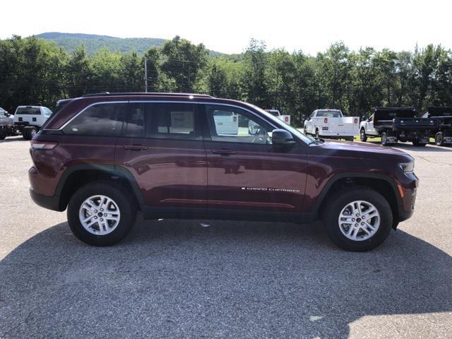 new 2024 Jeep Grand Cherokee car, priced at $39,120