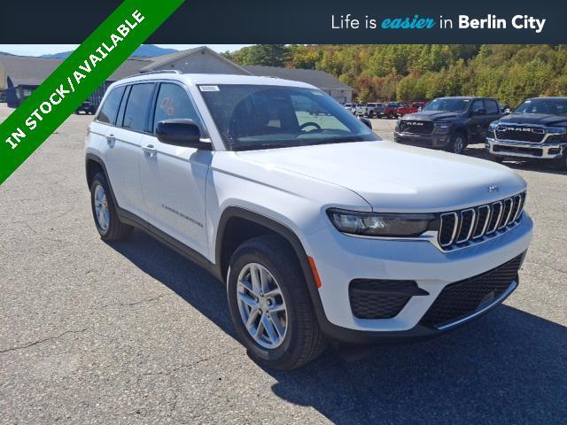 new 2025 Jeep Grand Cherokee car, priced at $38,994