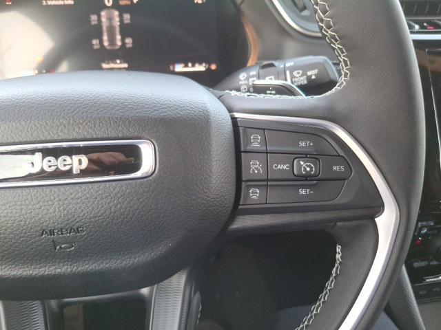 new 2025 Jeep Grand Cherokee car, priced at $38,994