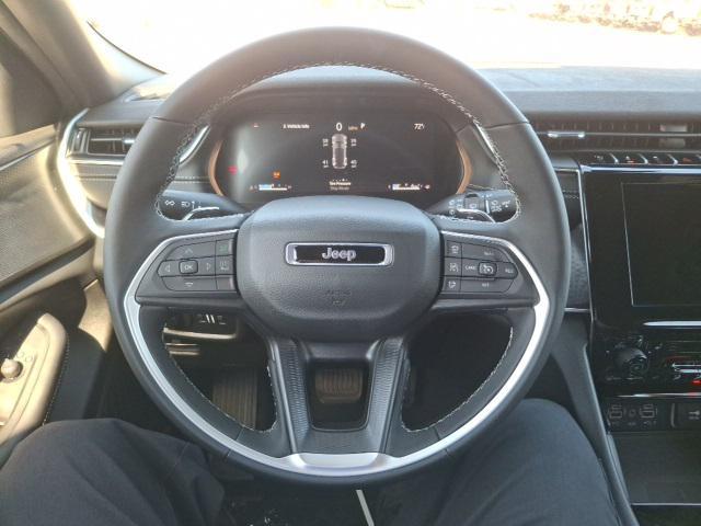 new 2025 Jeep Grand Cherokee car, priced at $38,994