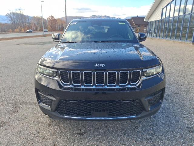 new 2025 Jeep Grand Cherokee car, priced at $42,051