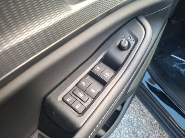 new 2025 Jeep Grand Cherokee car, priced at $42,051