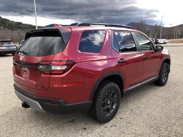 new 2025 Honda Pilot car, priced at $51,250