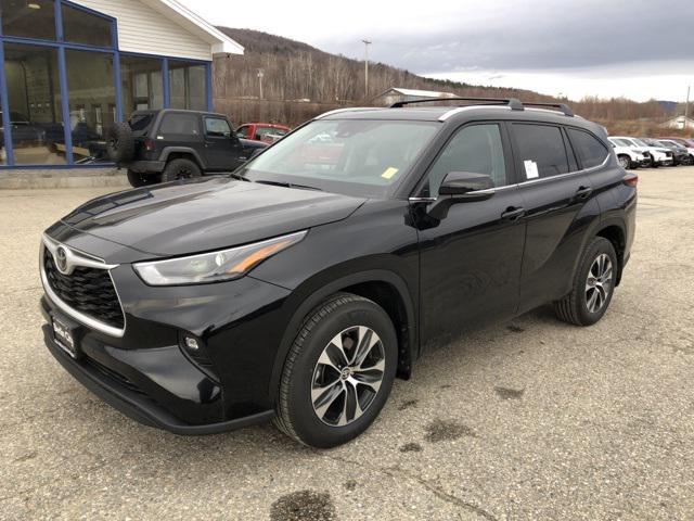 new 2024 Toyota Highlander car, priced at $46,333