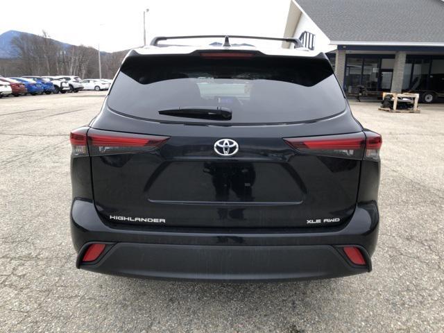 new 2024 Toyota Highlander car, priced at $46,333