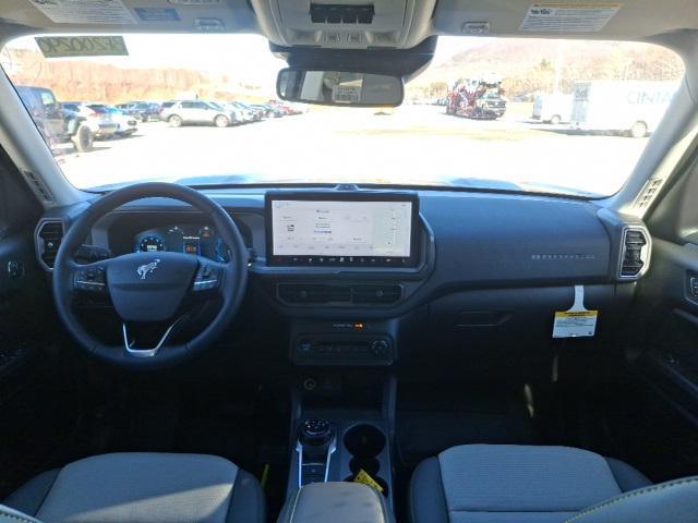 new 2025 Ford Bronco Sport car, priced at $45,890