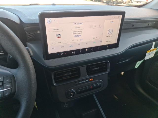 new 2025 Ford Maverick car, priced at $33,474