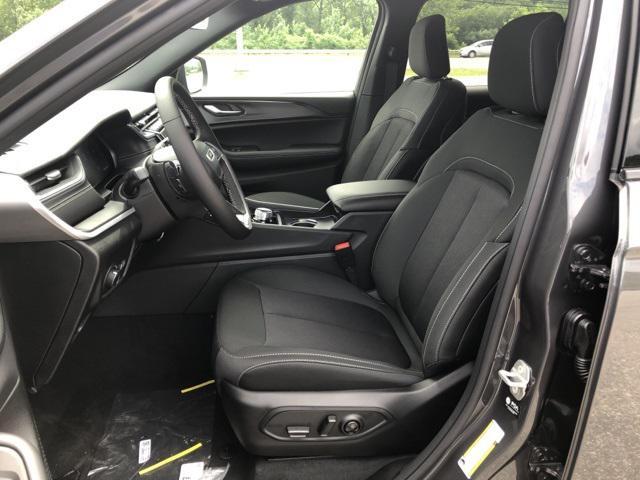 new 2025 Jeep Grand Cherokee L car, priced at $45,920