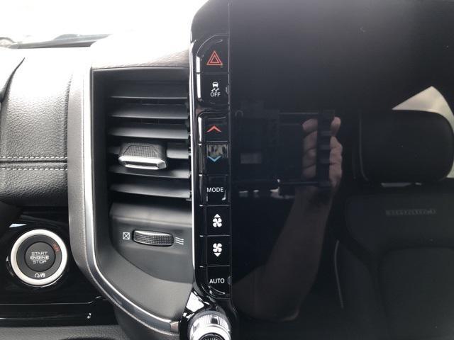 new 2025 Ram 1500 car, priced at $70,615