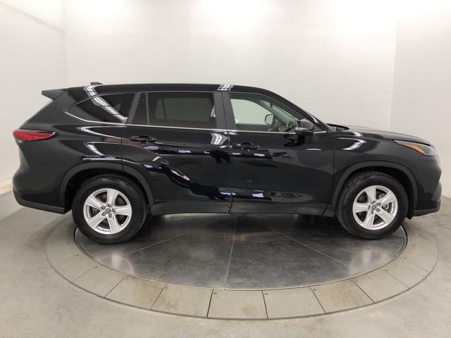 used 2023 Toyota Highlander car, priced at $32,248