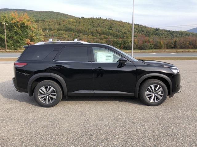 new 2024 Nissan Pathfinder car, priced at $39,951