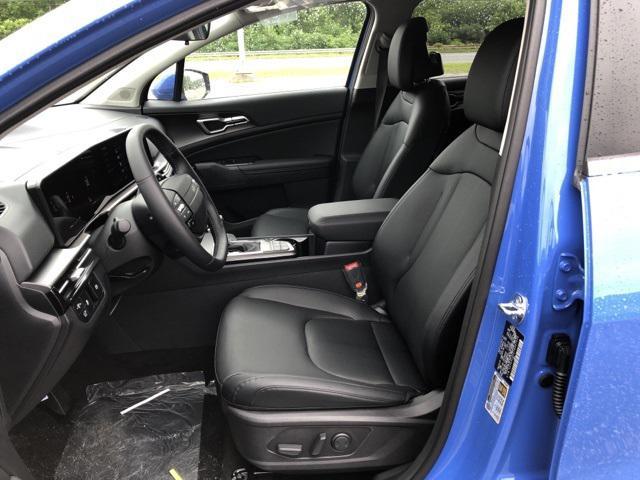 new 2026 Kia Sportage car, priced at $33,885