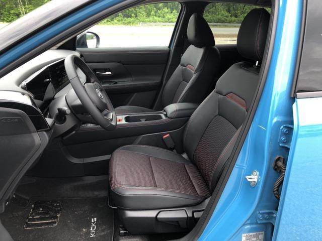 new 2025 Nissan Kicks car, priced at $30,081