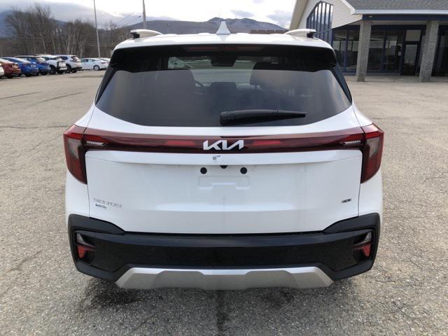 new 2025 Kia Seltos car, priced at $29,150